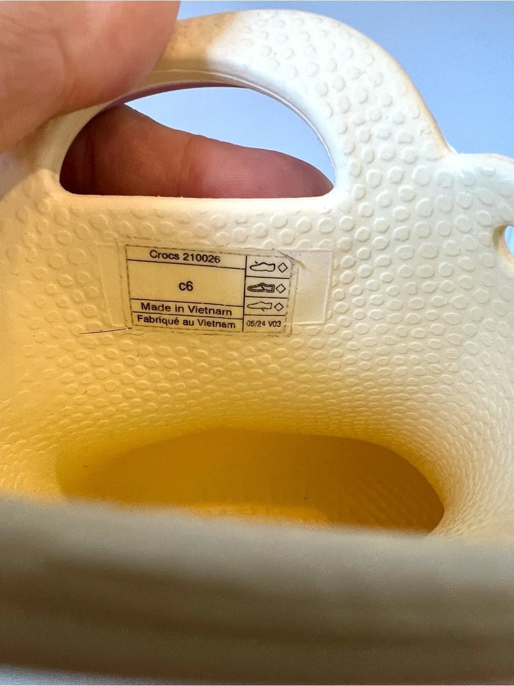 Crocs Toddler Kids Rain Boot Clogs in Pale Yellow Size 6